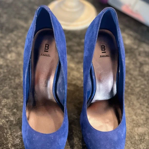 Bakers Woman's Blue Suede Stiletto Platform Heels - Picture 2 of 9